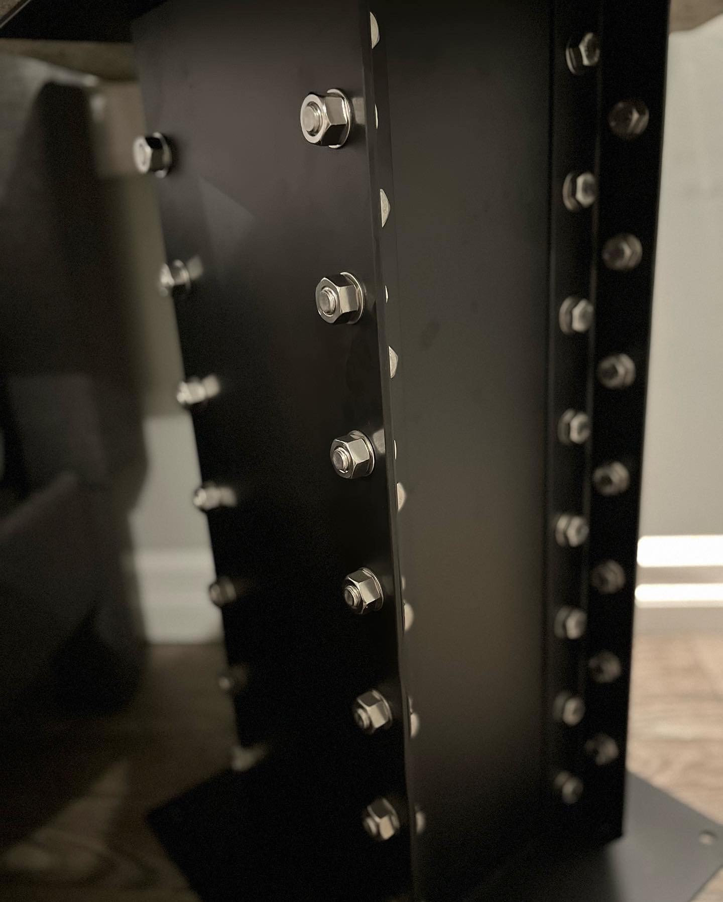 Alba Steel Costumer with Eight Knobs - Black Georgia