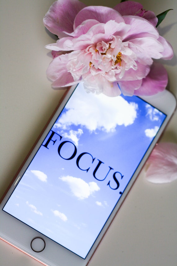 Phone Wallpaper Focus Black Iphone Wallpaper Handy Etsy