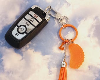 Fun 3D Orange Slice Keychain, Adorable Clementine Key Ring, Citrus Fruit Key Chain, Cute, Personalized Sweets Bag Charm, worksofartbysusan