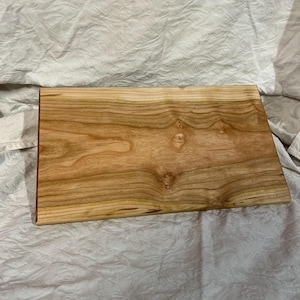 Cherry wood cutting board