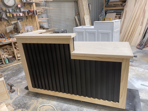 Retail on sale reception counter