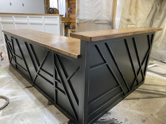 Retail online counter desk