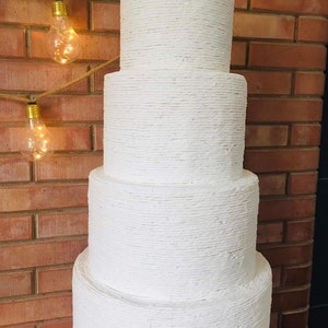 Piñata de boda grande sin flores