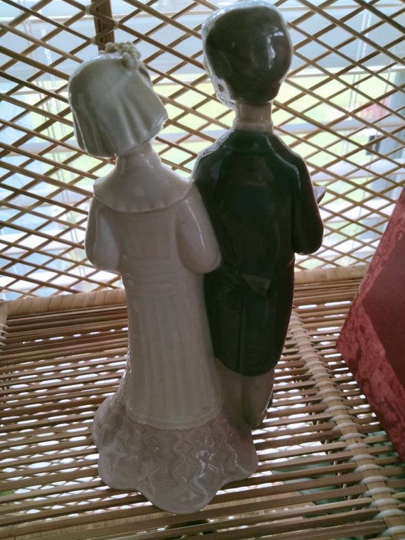 Vintage Lladro Porcelain Figurine, Bride And Groom - image 6