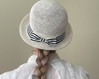 Vintage summer straw hat blue and white ribbon S #10144