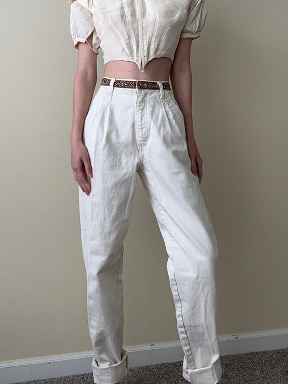Vintage 70s ivory high waisted jeans, size 26