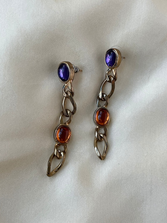 Vintage gold tone chain link and orange violet sto