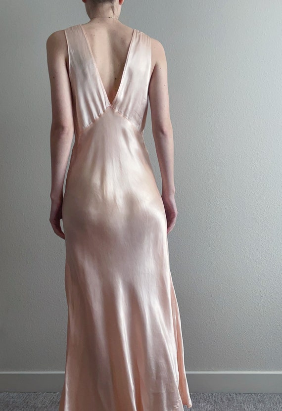 Antique Vintage 40s pale pink satin dress gown, s… - image 4