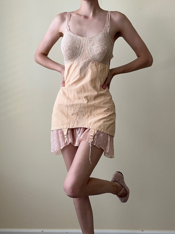 Antique peach girdle dress, size M #10157 - image 1