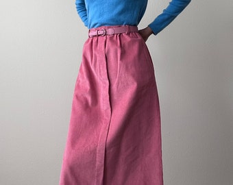 Vintage pink corduroy midi skirt, size 8