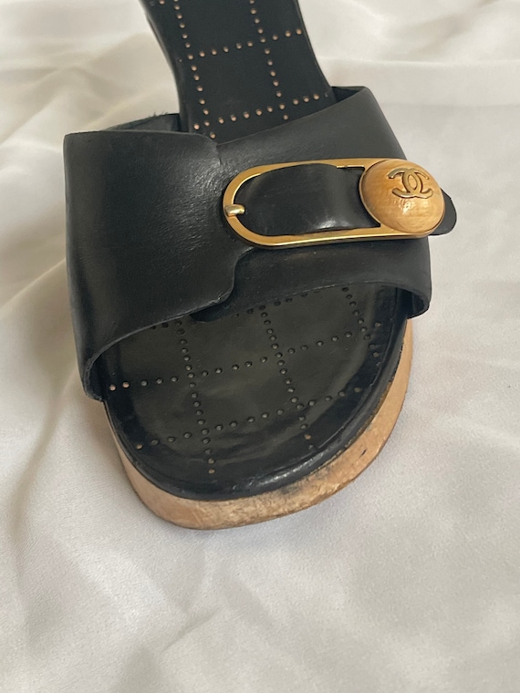 Authentic Vintage Chanel black shoes, heels, size… - image 4
