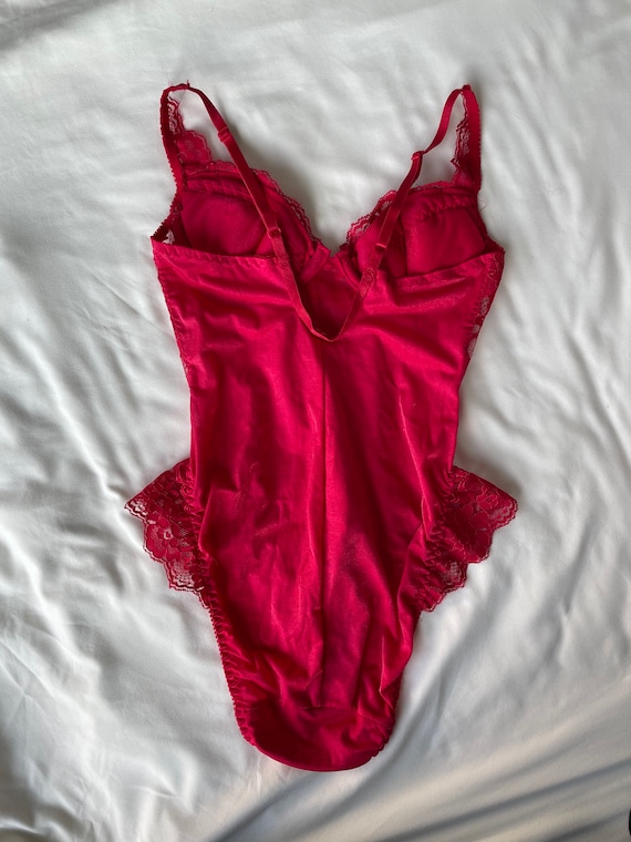 Vintage 80s Red Lace Satin Teddy, Buster, Size 36B 10235 -  Norway