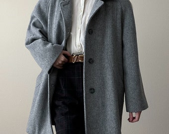 Vintage gray wool coat, size 12P L