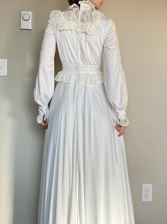 Vintage 70s Victorian Style Ivory Wedding Dress, Lace and White Appliqué  Details, Size XS 