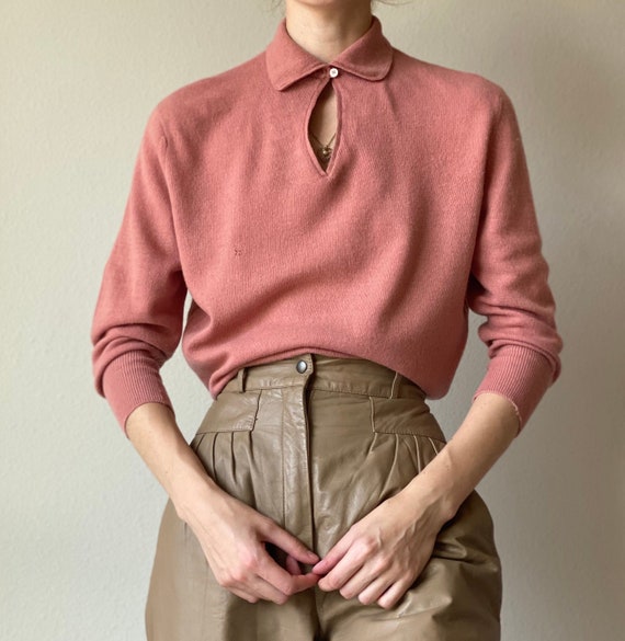 Vintage salmon cashmere sweater, collared, size sm