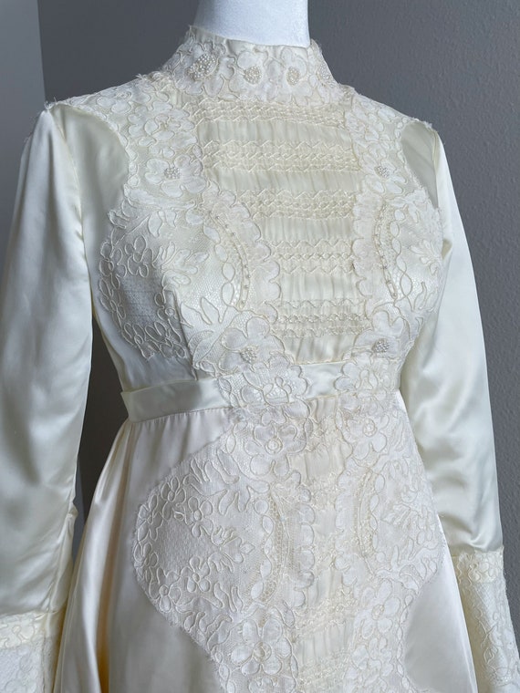 Rare Vintage 1960s ivory wedding dress, empire wa… - image 8