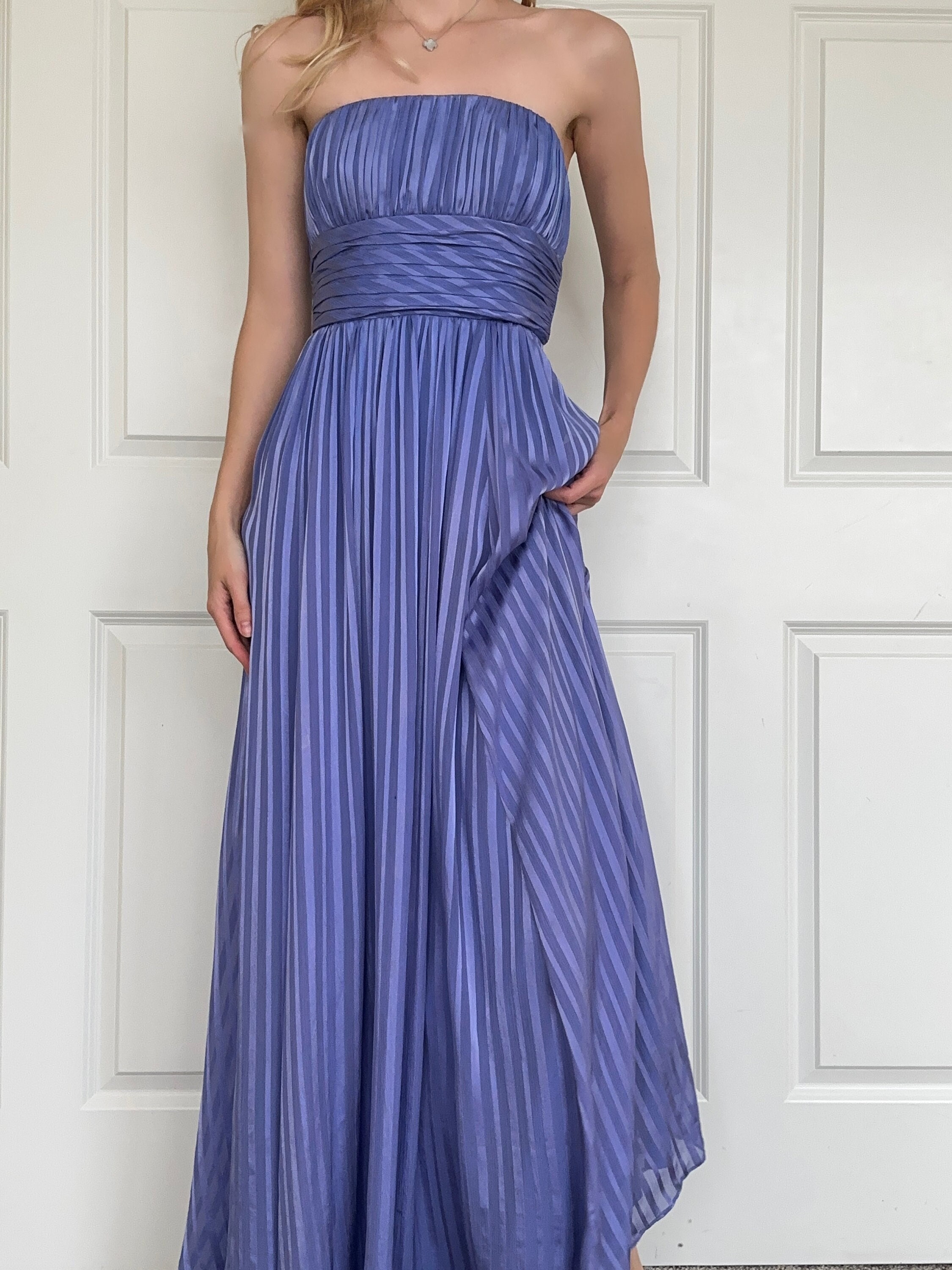 Lila Labor Postpartum Gown in Periwinkle Blue