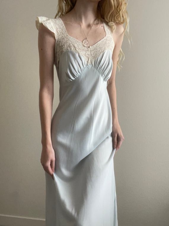 Vintage 1940s powder blue satin gown/slip dress, size… Gem