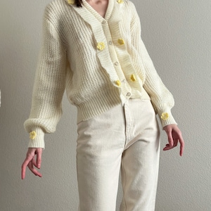 Vintage 80s ivory knit cardigan sweater, floral appliqué, size S-M