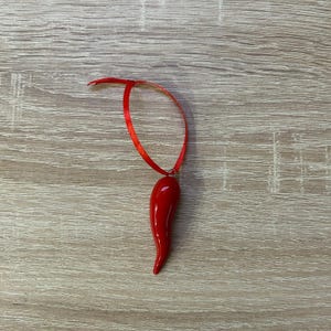Colgante de cerámica de cuerno de la suerte rojo de 5 cm hecho a mano en Italia