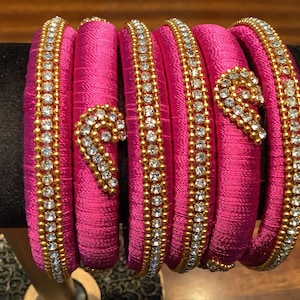 Handmade Light purple Indian silk 6 piece bangle set w/ stonework.