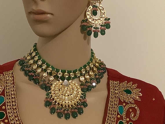 Green kundan long necklace best sale