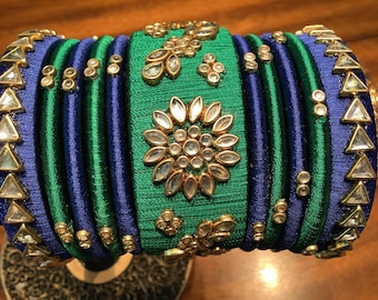 Juego de brazaletes de boda azul real y verde hechos a mano, elaborados con hilo resumi, trabajo en piedra, kundan.