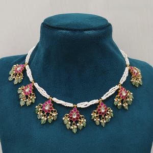 Jadau kundan Small Necklace/ Indian Jewelry/ Sugar Pearl Beads/ Mint Green Beads