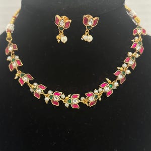 Jadau Kundan Short Necklace With Earrings / Indian Jewelry