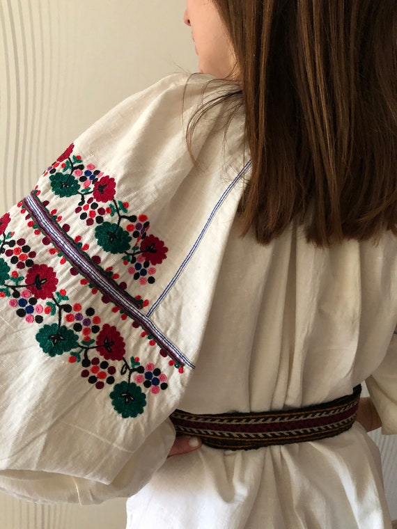 Ukrainian dress! Embroidered Ukrainian vintage dre