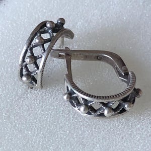 Vintage Pair of 925 Sterling Silver Earrings