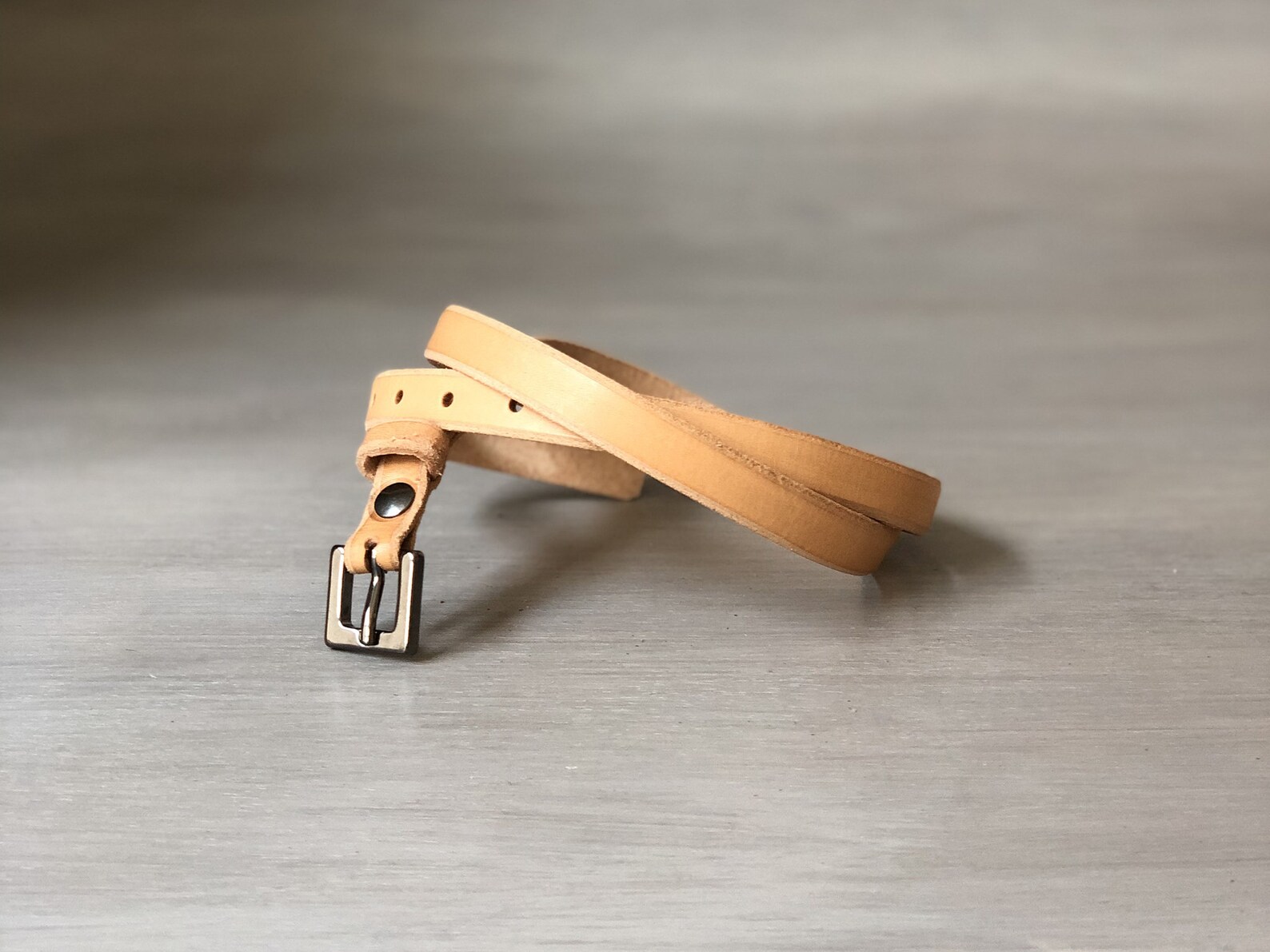 thin tan belt