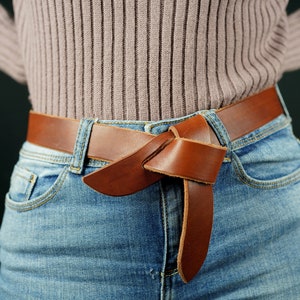 Women Self Tie Belt with Bow in Papaya Leather, Woman Belt in Full Grain Leather, 5 Leather Colors, Handmade in Italy, Italian Design Papaya