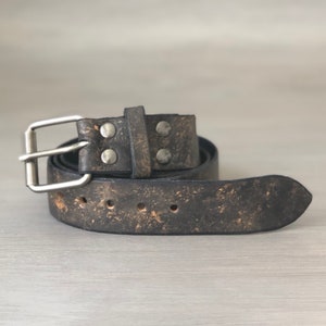 Men's Belt in Vintage Black Effect Leather, Distressed Leather Belt, Aged Leather Men's Belt, Full Grain Leather Belt Made in Italy