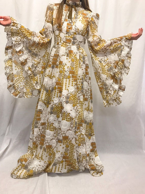 Vintage 70s angel sleeve patchwork dress