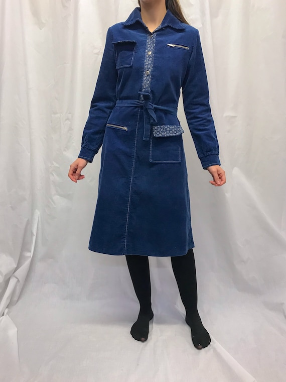 Vintage courdroy dress with pockets