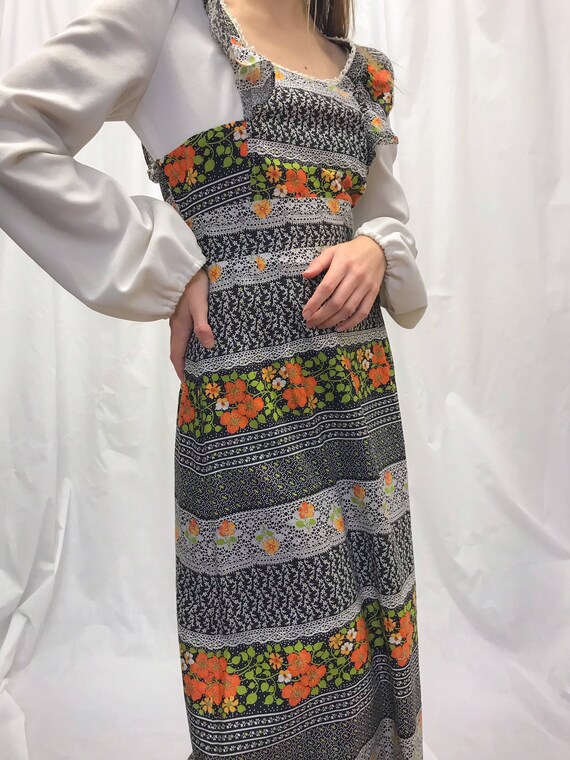 Vintage 70s pinafore style dress