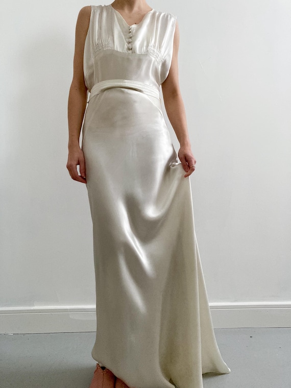 1940s Satin Charmeuse Gathered Wedding Dress Column Minimalist Bias Cut  With Sash Sleeveless Minimalist Bride Maxi Bridal Ivory off White - Etsy