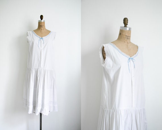 Vintage 1920s blue ribbon chemise