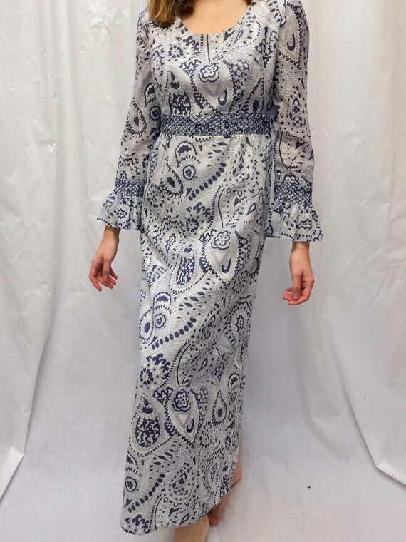 Vintage 70s bell sleeve paisley dress