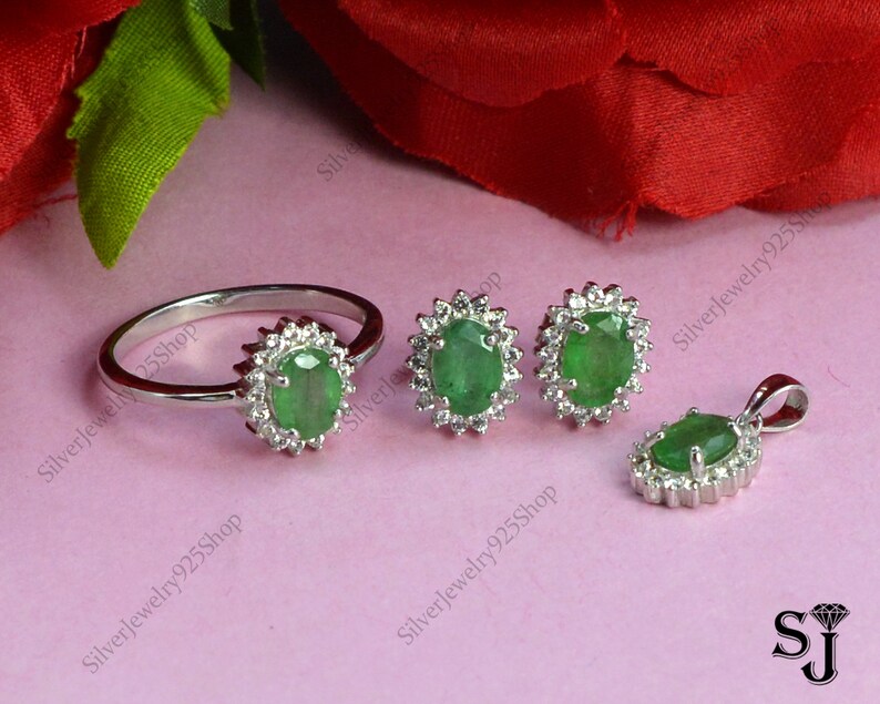 Natural Zambian Emerald Earring 925 Sterling Silver Statement Fine Jewelry Gifts Natural Zambian Emerald Earring 925 Sterling Silver Statement Fine Jewelry Gifts