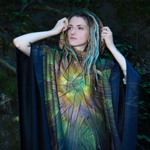 Gaia Hooded Poncho, nature, fractal, mandala, psychedelic, festival clothing, man woman unisex