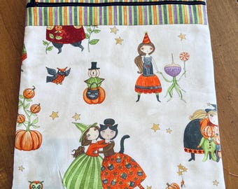 Ghoul Friends Fully Lined Project Bag