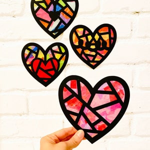 Paper heart valentines crafts for kids.