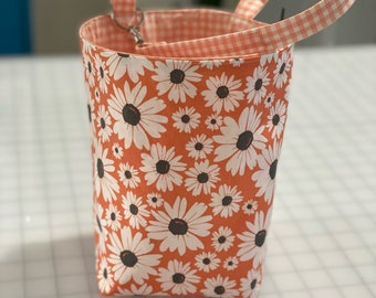 Car Trash Bag/ fabric trash bag/ car toy bag/ car organization/ car bag/ litter bag/ Daisy / Floral/ orange