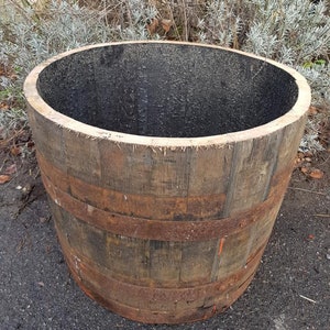 Whiskey Fass Pflanzer / Wanne / Topf - Eiche Holzgarten Feature rustikale kostenlose P &P