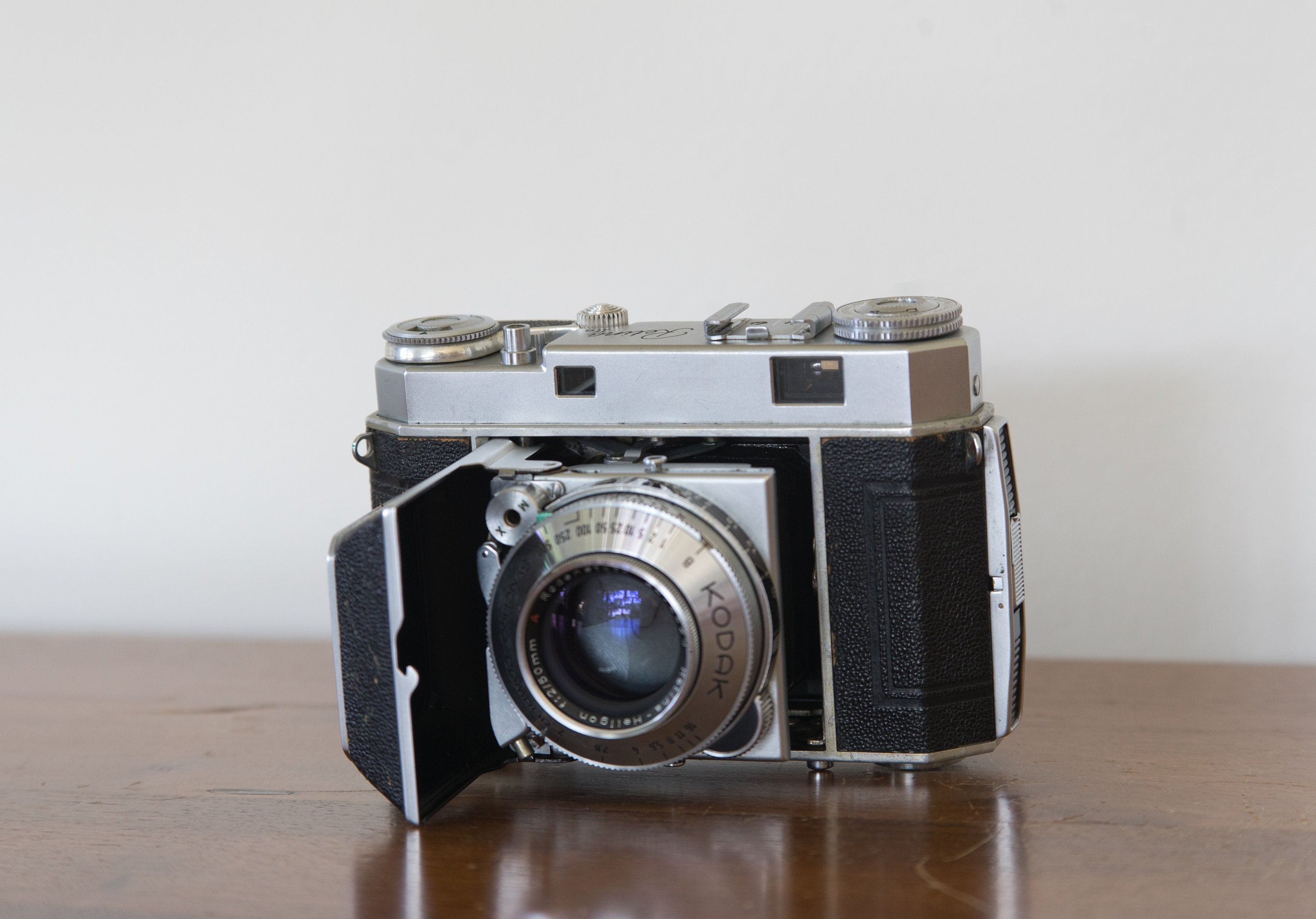 Kodak Retina Ⅱa Heligon 50mm Classic Camera Review: Kodak Retina IIa - The Noisy Shutter