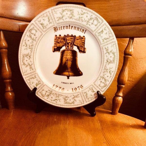 Vintage Commemorative Bicentennial Liberty Bell Derwood China Plate