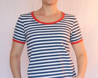 Freydis & Sun - T-shirt, striped shirt, blue and white stripes, collar and cuffs in terracotta, oversizes, made in Schleswig-Holstein