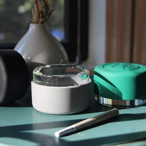 Lidded Ashtray in 6 Colors - Smell Proof + Portable Ashtray Made with Thick Glass